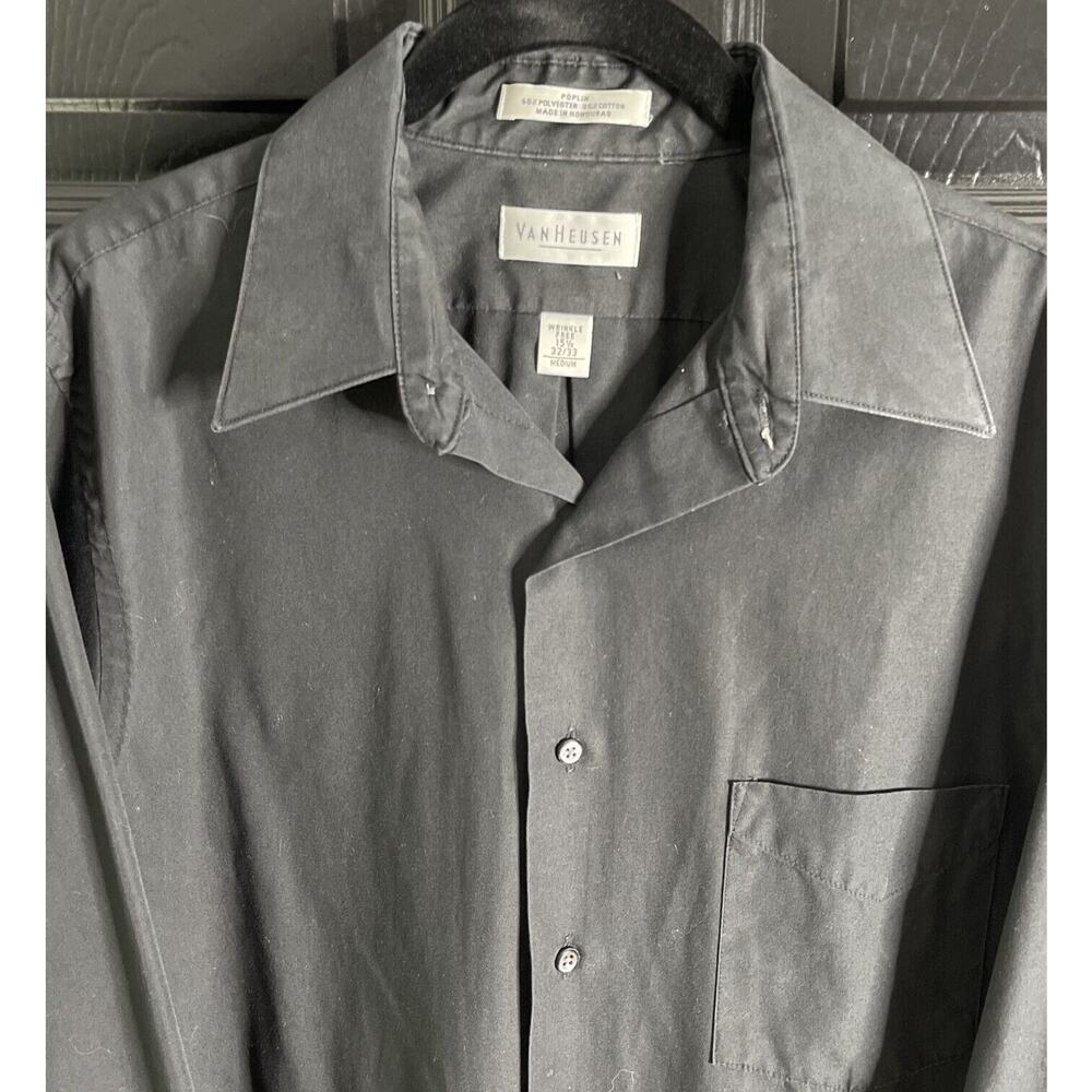 Van Heusen 15 1/2 - 32/33 Black Men’s Dress Shirt Long Sleeve Poplin Medium